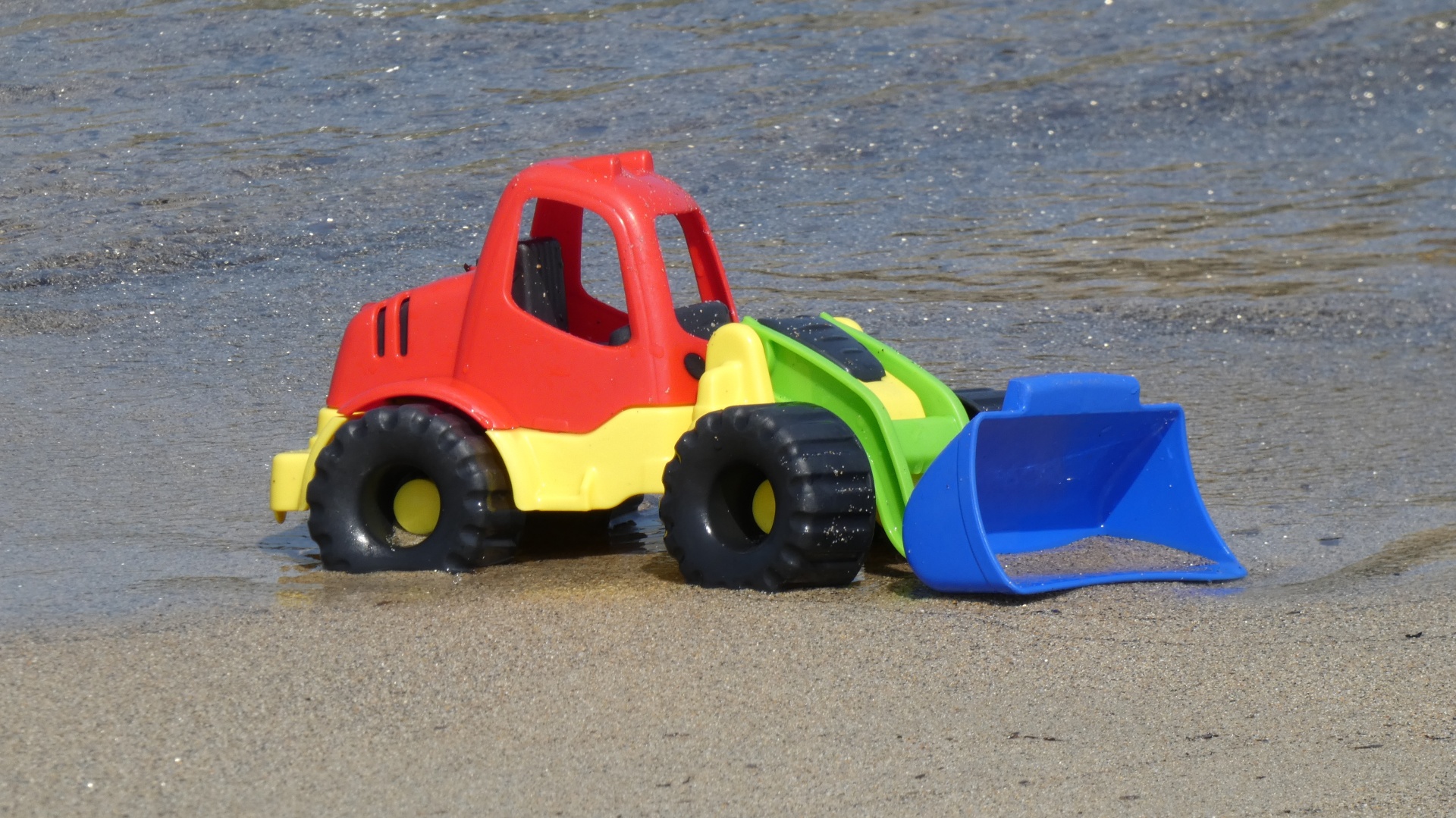 Jucărie pe plajă