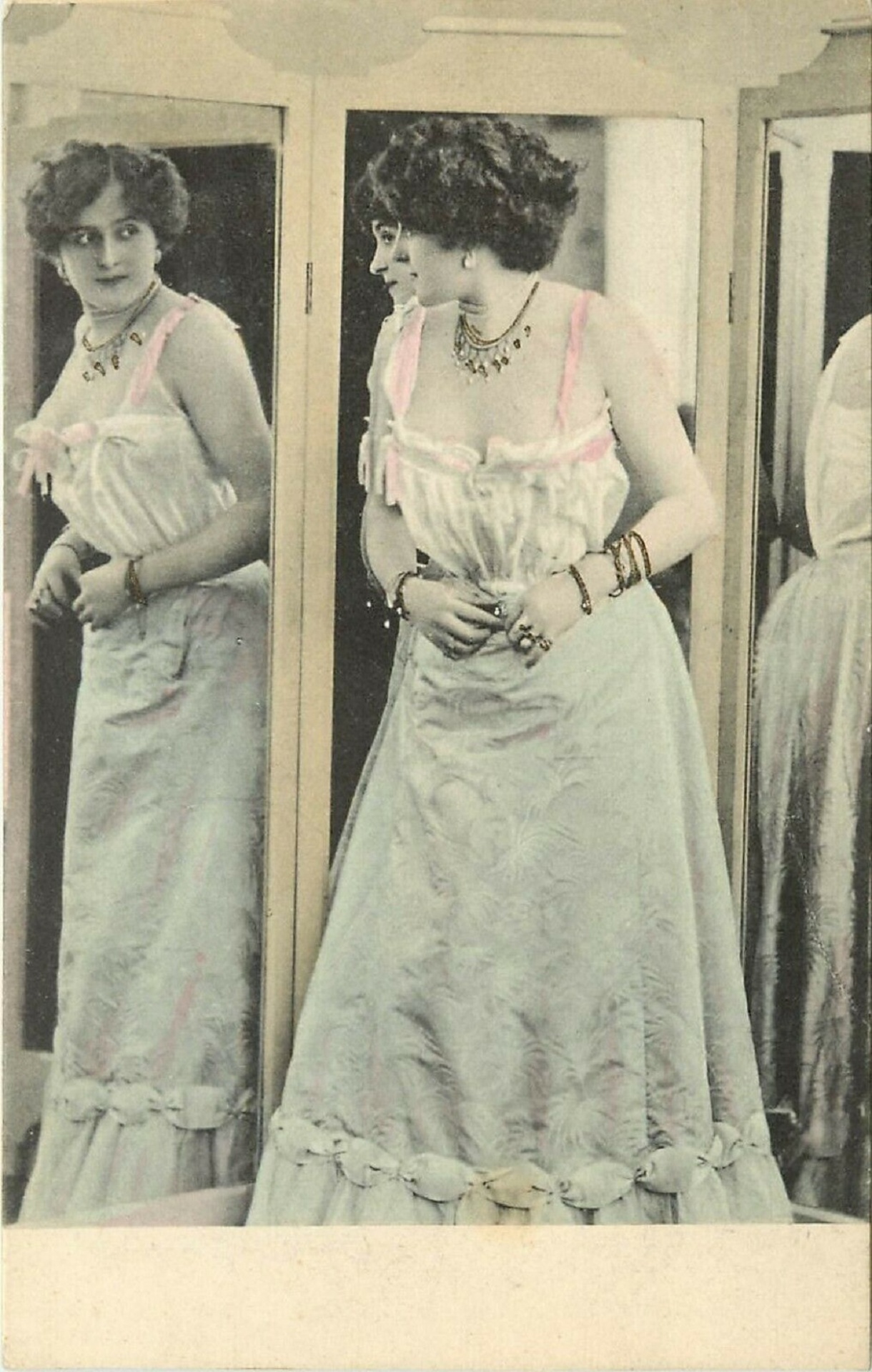 Mulher nos espelhos 1898