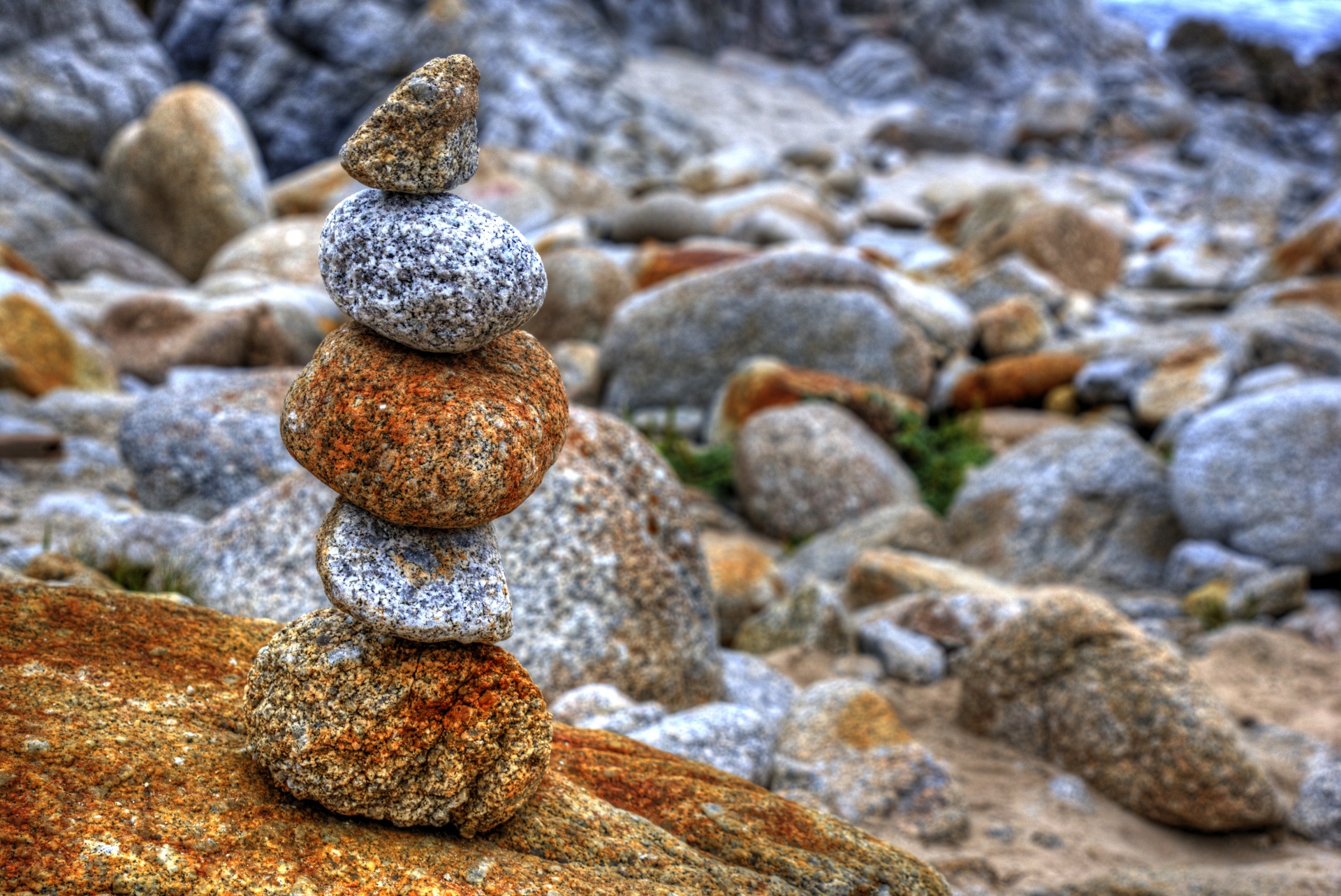 Zen Rocks na pláži