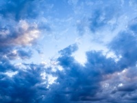 Голубое небо облаков