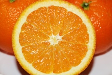 Primer plano de rodaja de naranja