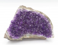 Cristal d'améthyste violet