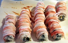 Sushi pe platou