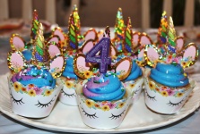 Cupcakes di compleanno unicorno