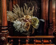 Vintage piano och blommor