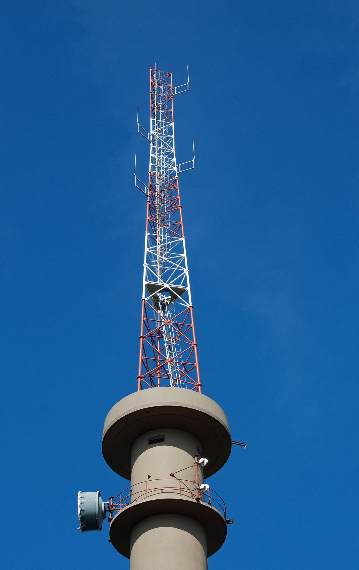 Antenna On Communications Tower Free Stock Photo - Public Domain Pictures