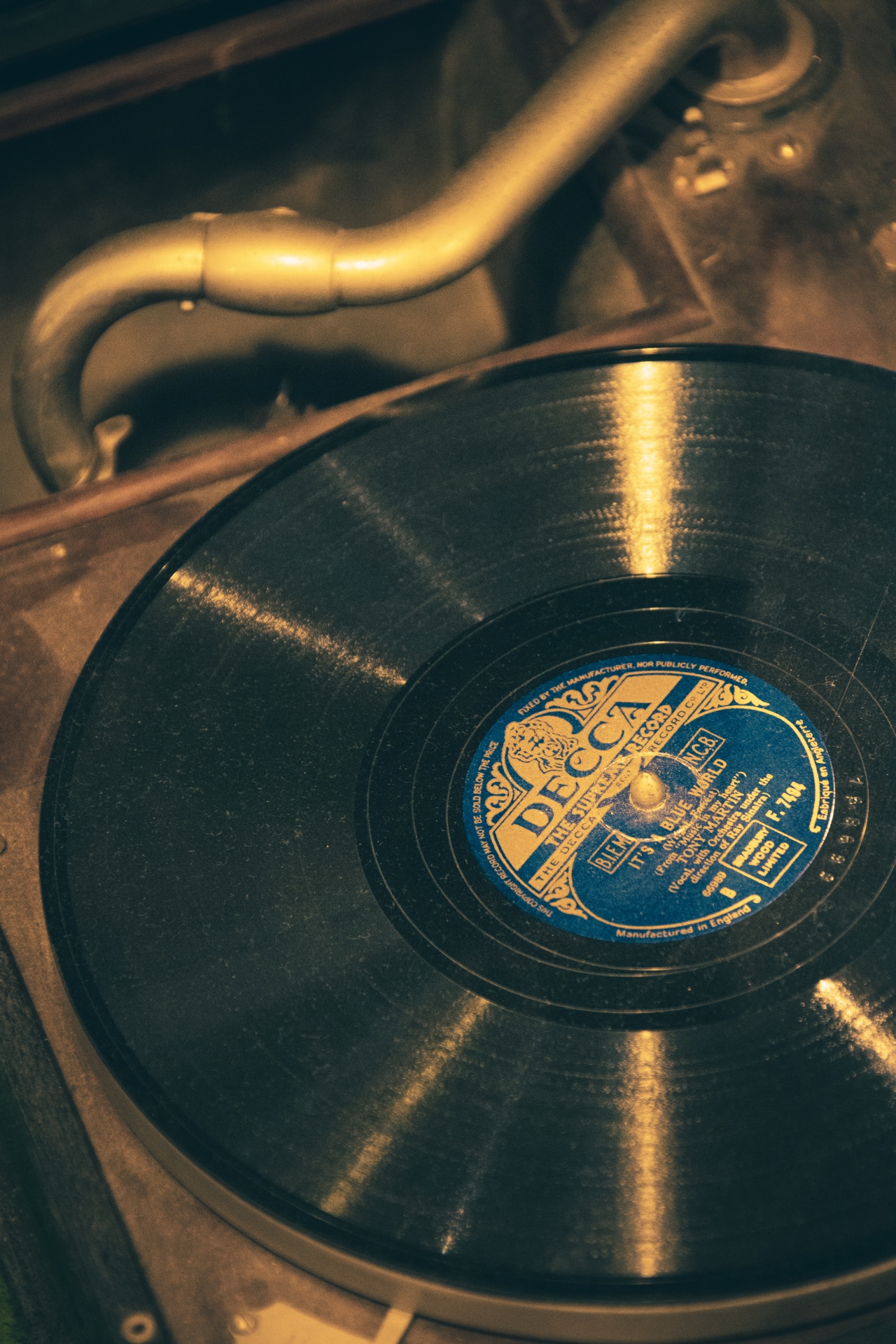 Vintage Record Player Free Stock Photo - Public Domain Pictures