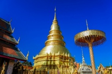 Golden pagoda at Wat Phra That