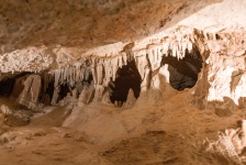 Dentro de uma caverna