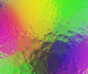 Gotas de fundo colorido arco-íris