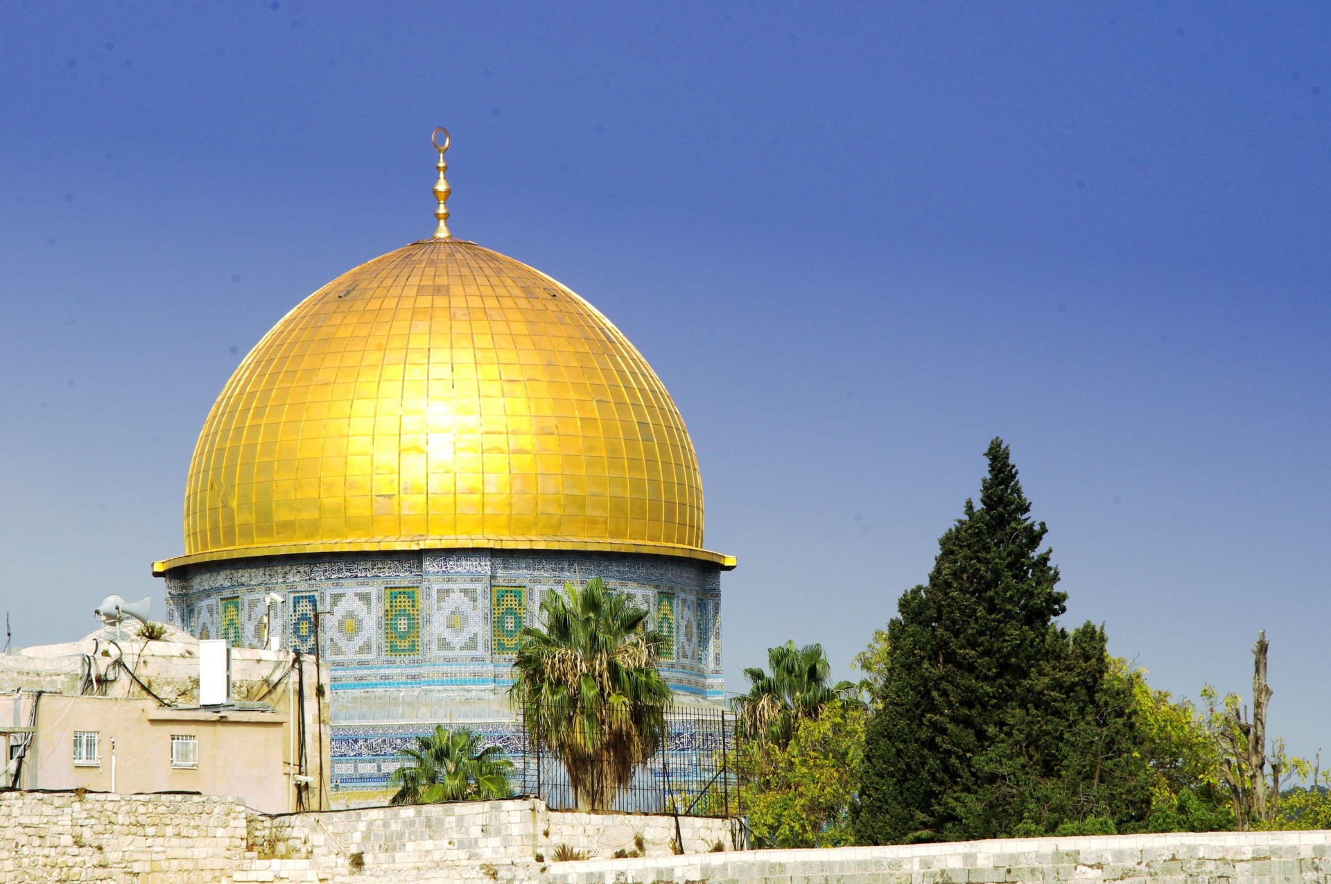 al-aqsa-muslim-mosque-jerusalem-free-stock-photo-public-domain-pictures