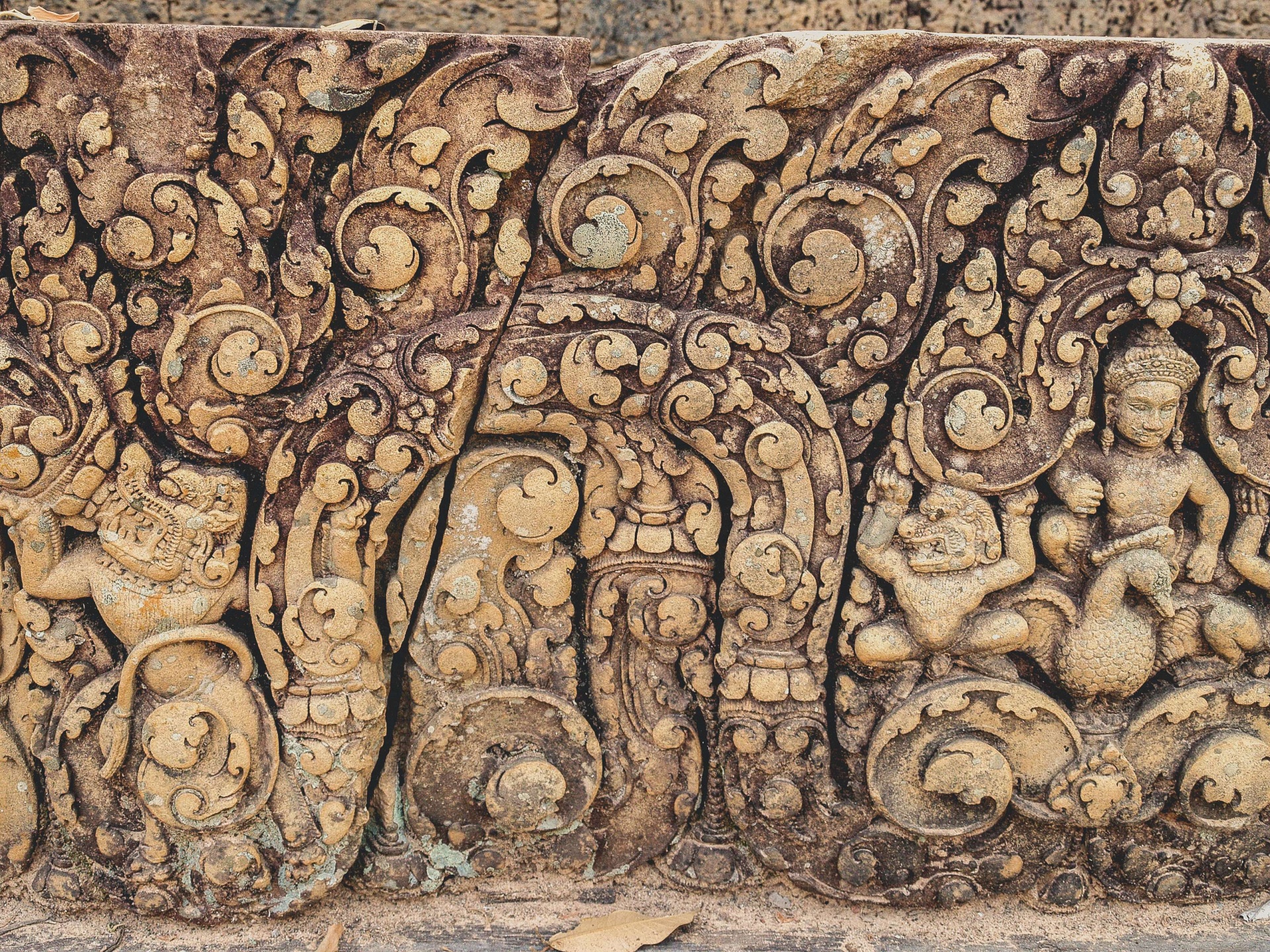 Line Art Angkor Wat ,Angkor Thom Free Stock Photo - Public Domain Pictures
