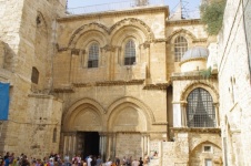 Entrada da igreja do Santo Sepulcro