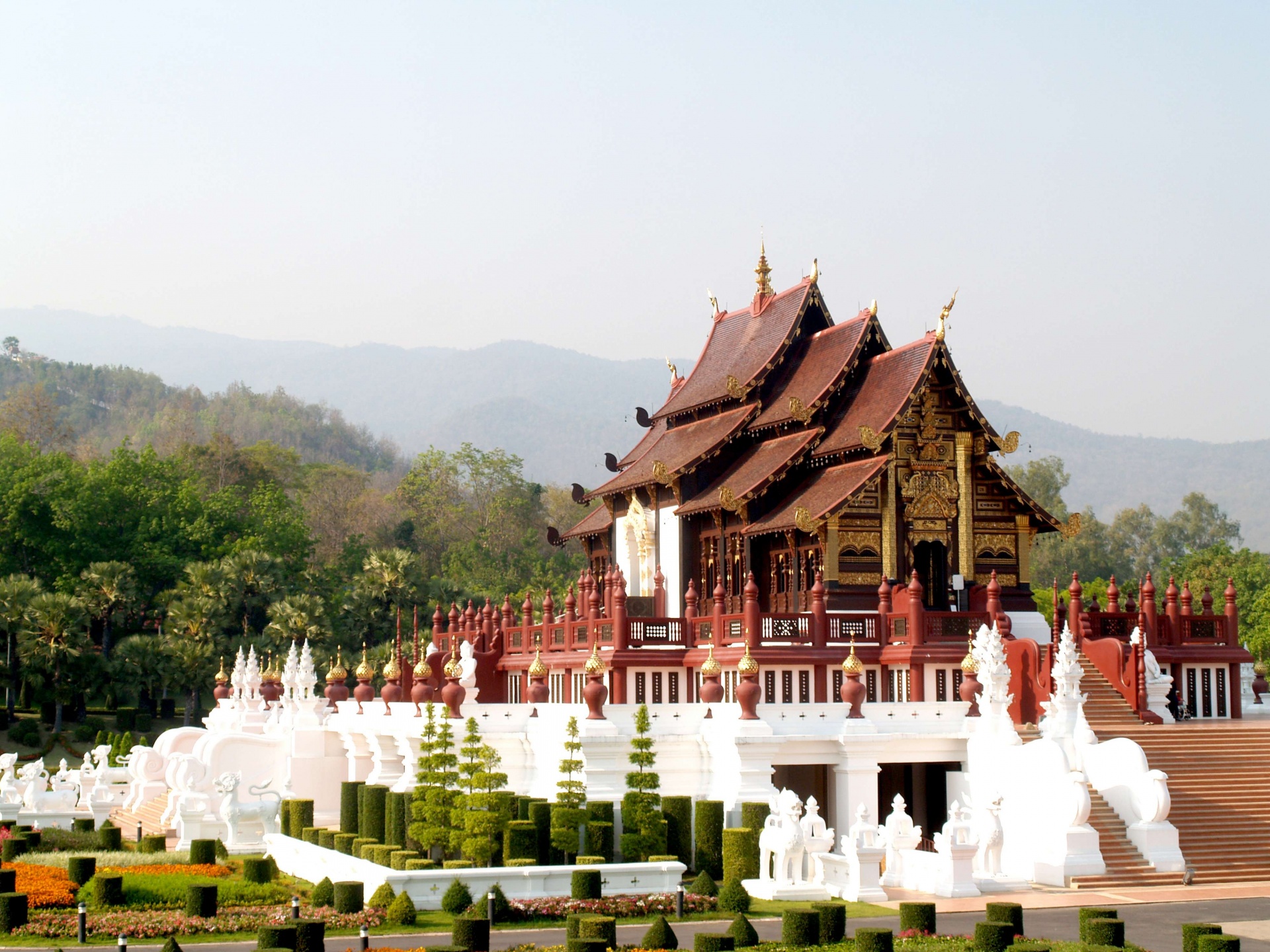 royal-pavilion-chiang-mai-thailand-15923