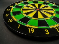 Darts arrows in the target business goal
