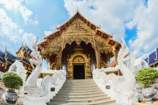 Wat Ban Den Wat Den slaee Sri Muang Gan