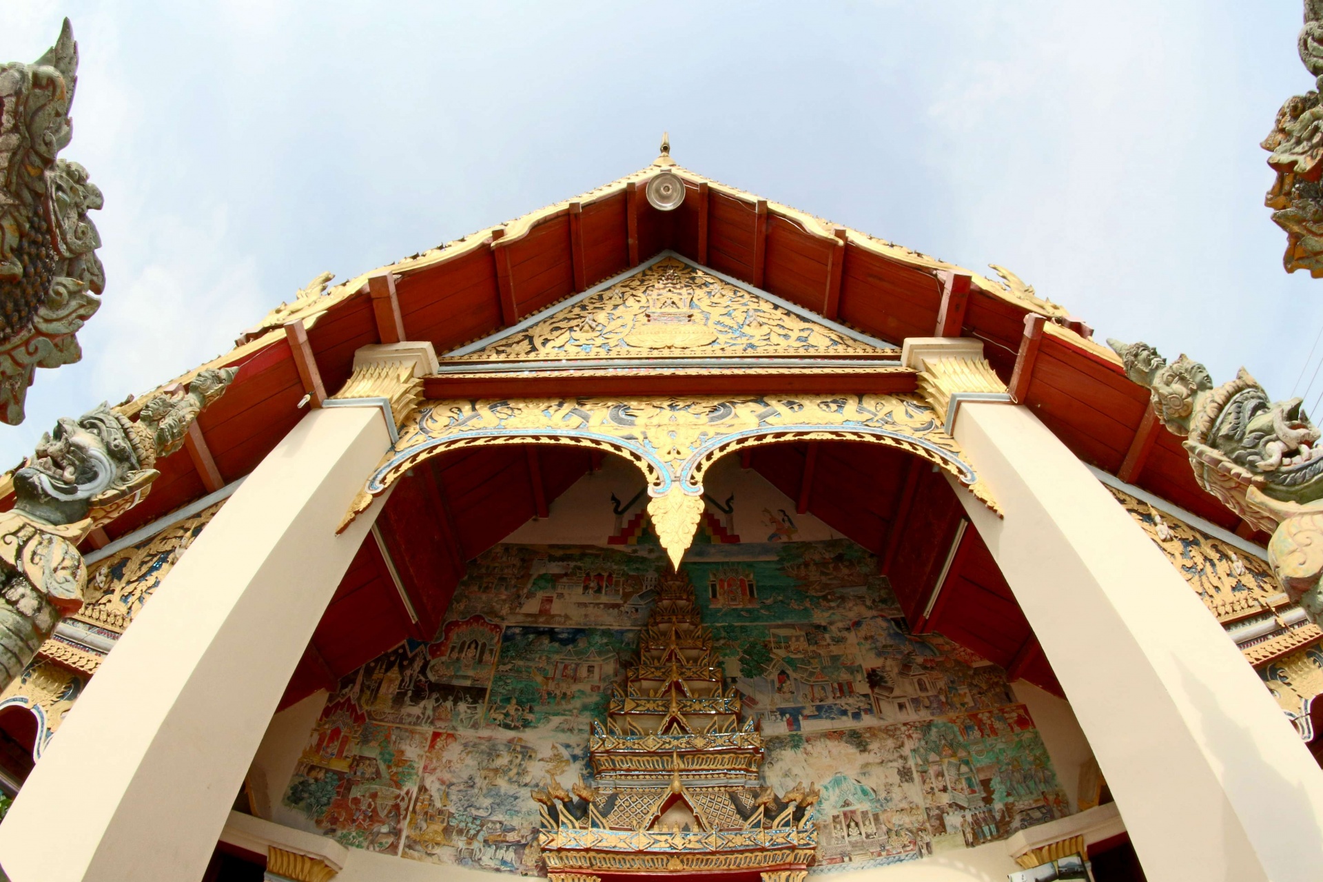 HDR-beelden van Wat in Chiang Khan, Loei