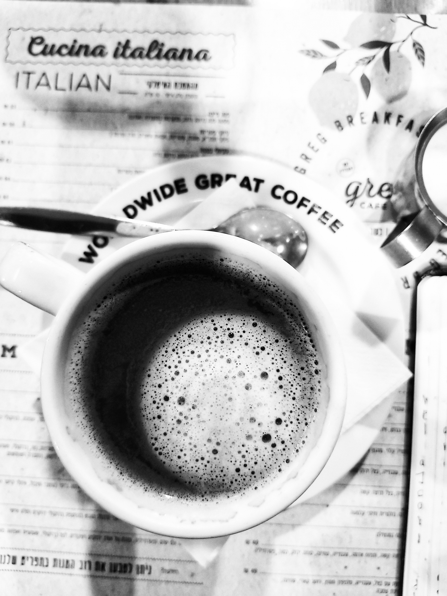Lattekoffie in coffeeshop