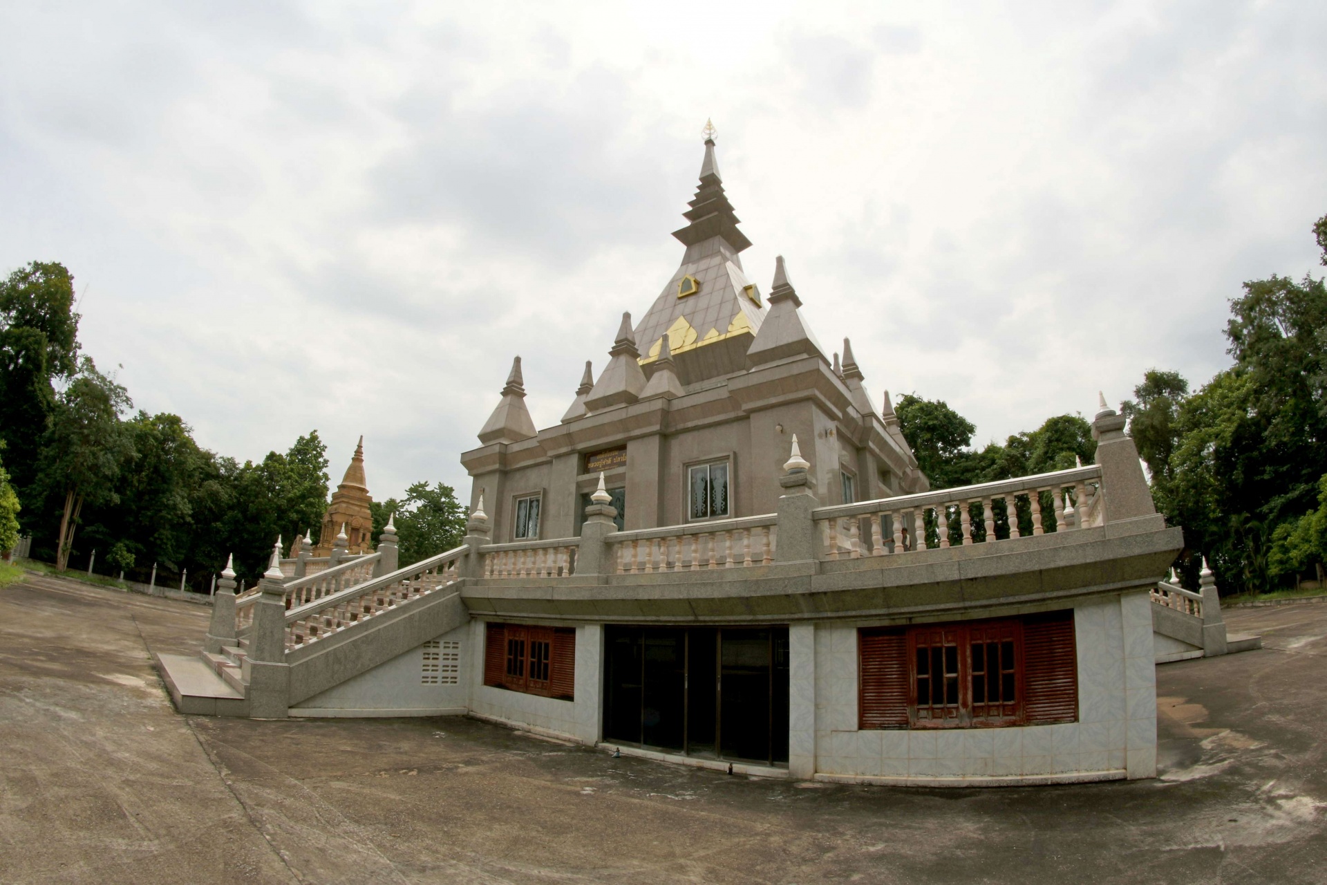 Pagodes bij Wat TAM PIANG DIN