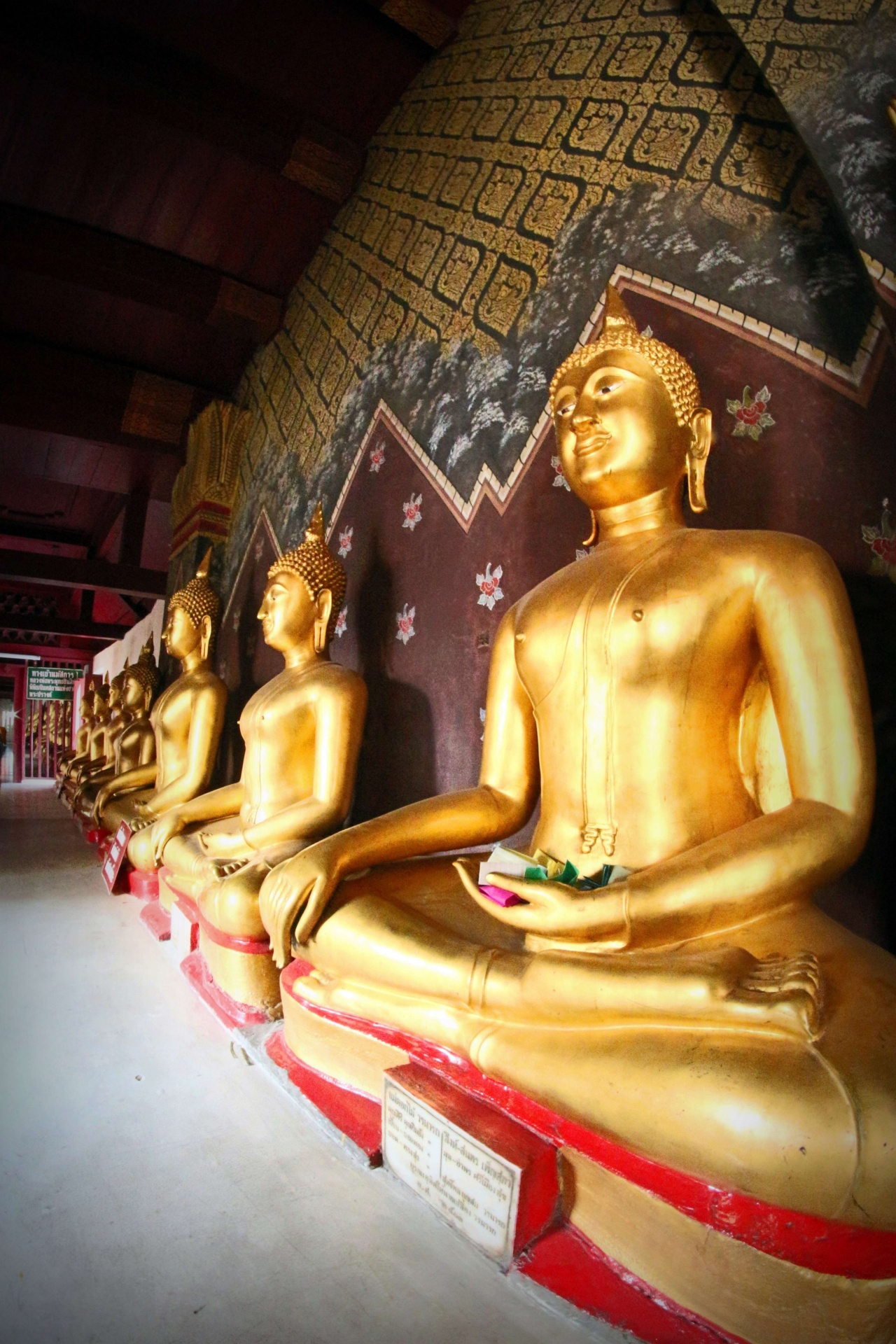 Phra Buda Chinnarat Wat Phra Si