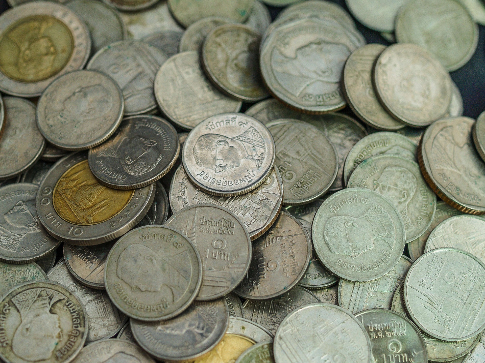 Thai coins bain argent