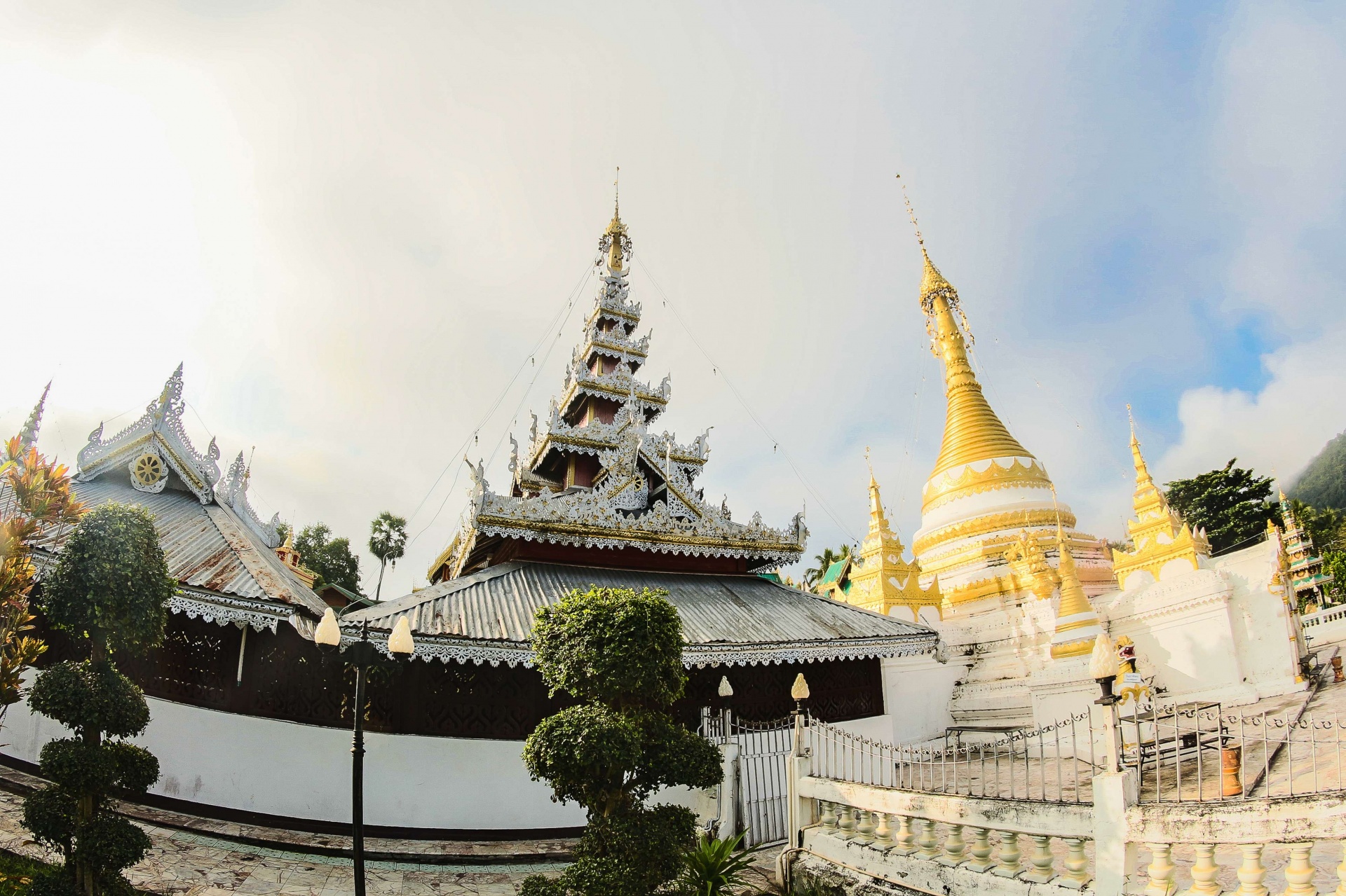 Wat Jongklang - Wat Jongkham in Mae hong