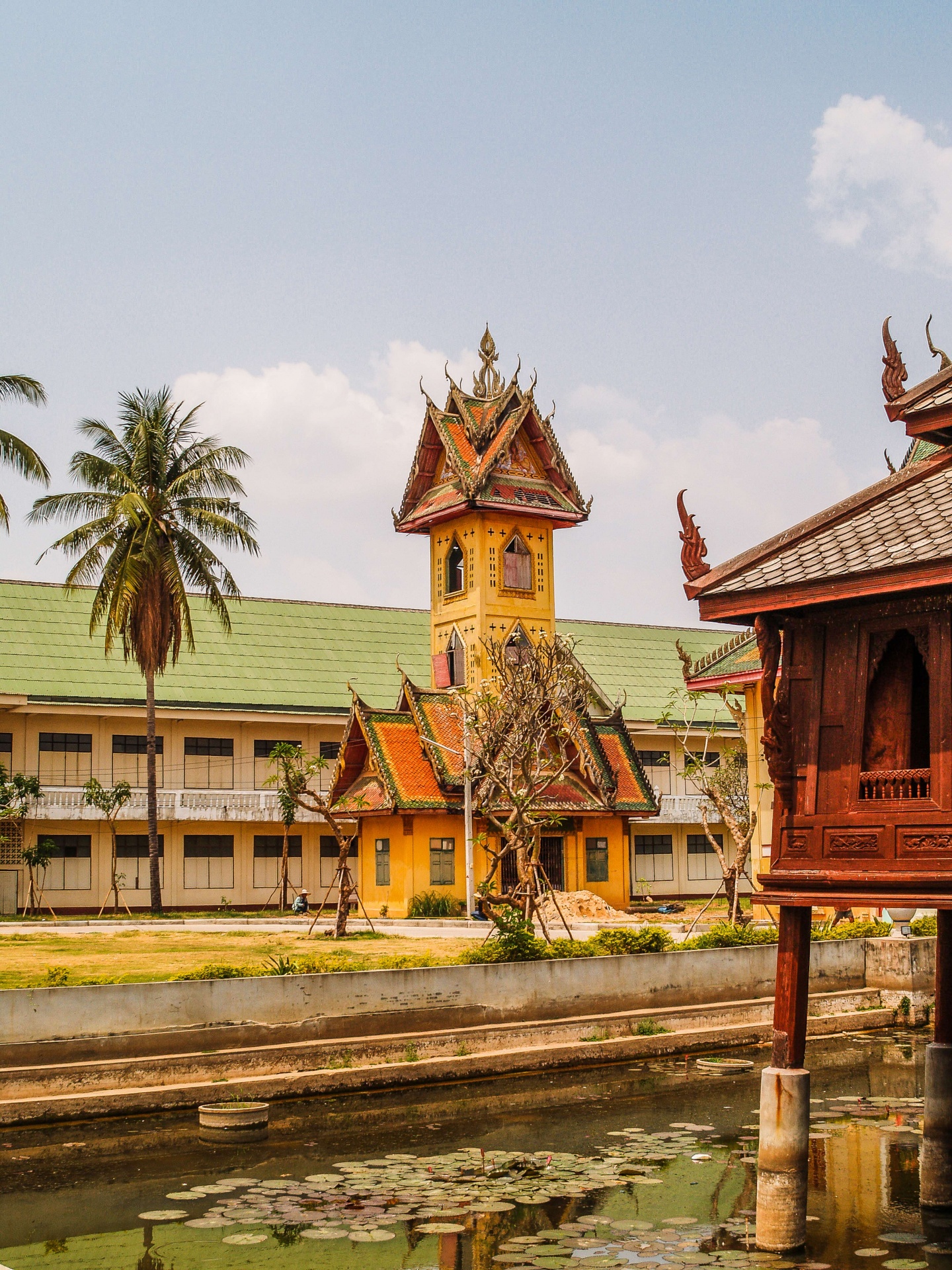Wat Thung Si Muang I In Ubon Ratchathani