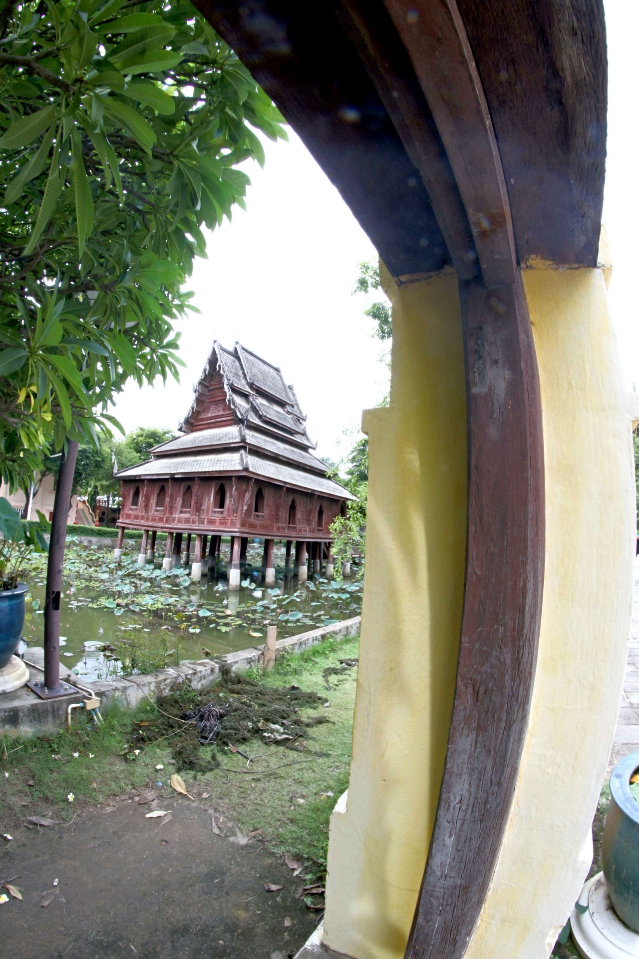 Wat Thung Si Muang à Ubon Ratchathani