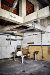 Hall d'usine abandonné