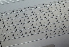Tastatura computerului pentru laptop