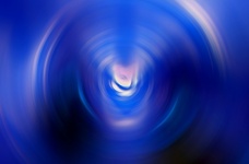 Rotazione radiale con blu e viola