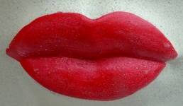 Lèvres rouges roses