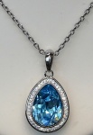 Stříbrný přívěsek s náhrdelníkem v modré