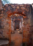 Aufeinanderfolgende Türöffnungen in Fort