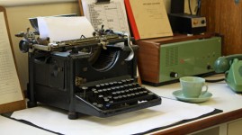 Antique psací stroj