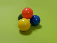 Färgade bollar