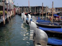 Veneția și gondole