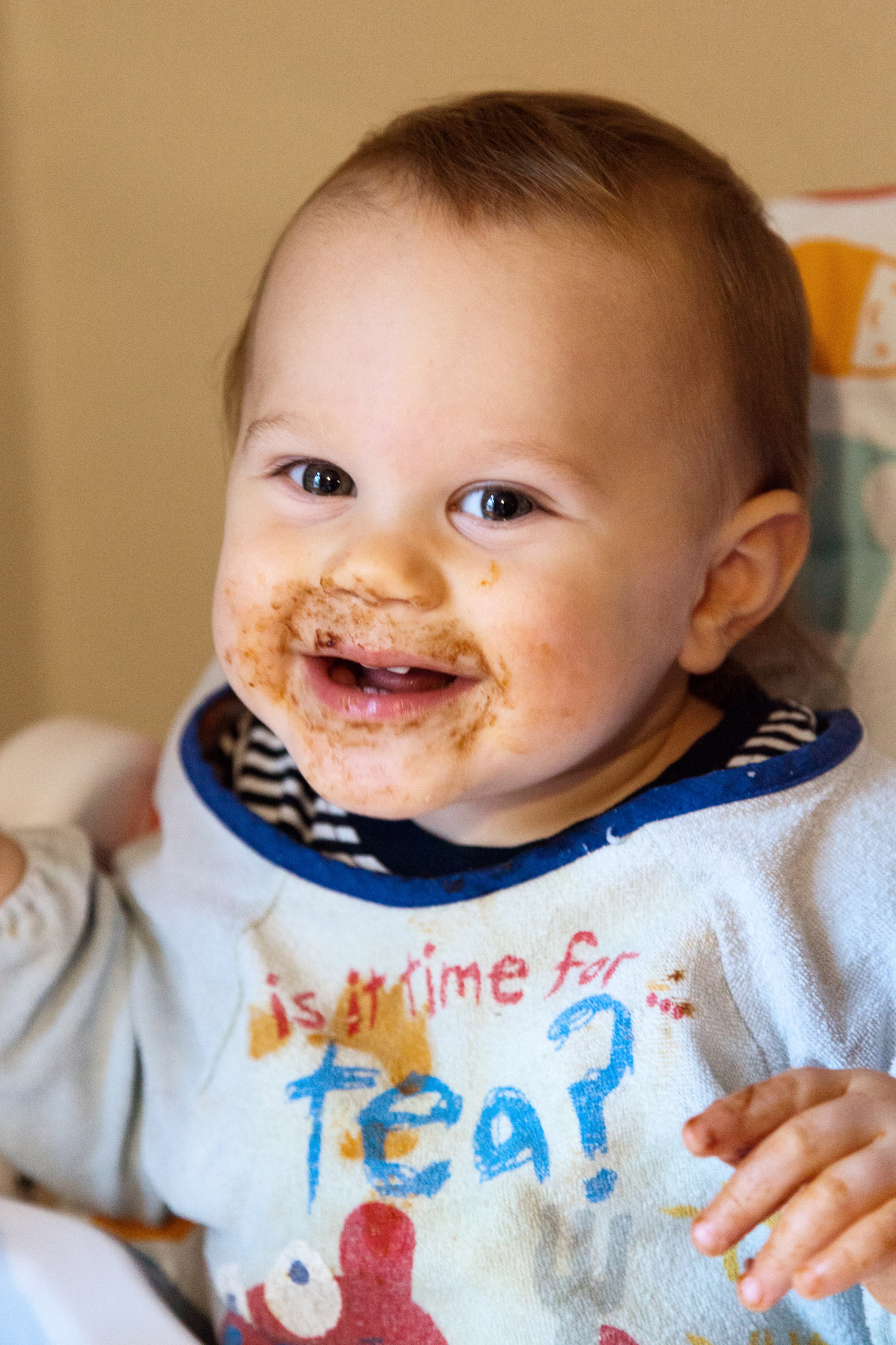 baby happy after eating healthy food 