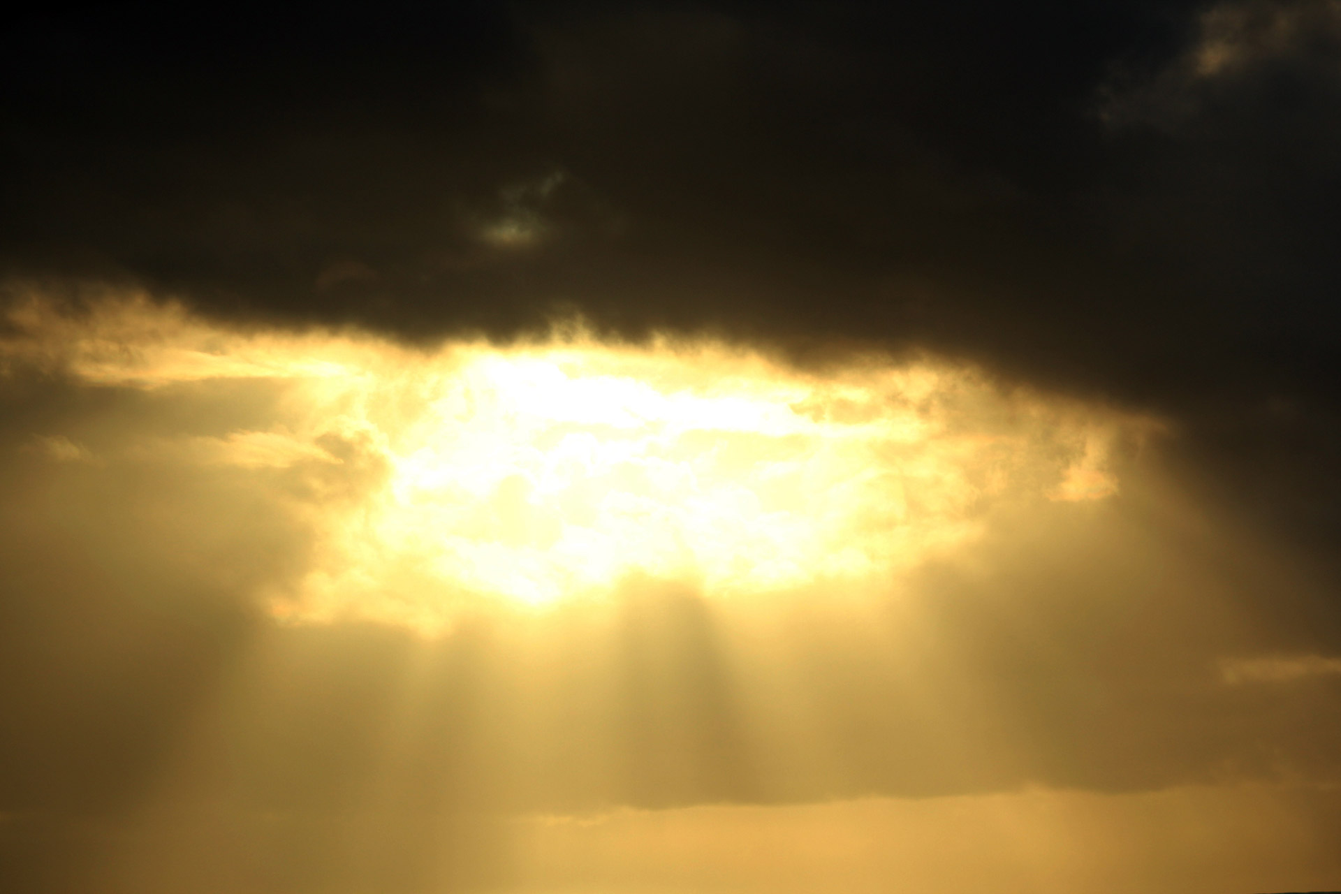Sunshine And Sun Rays Free Stock Photo - Public Domain Pictures