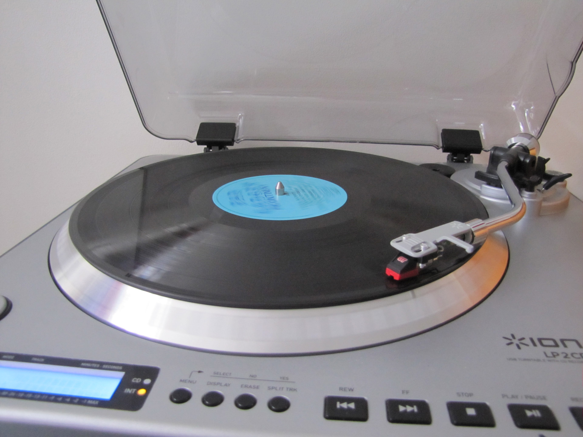 turntable-with-lp-record-free-stock-photo-public-domain-pictures