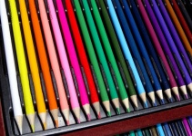 Crayons à colorier et à dessiner