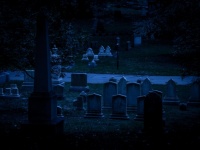 Begraafplaats 's nachts