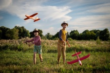 Crianças, jogo, campo, avião
