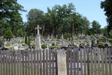 Kyrkogården, Polen