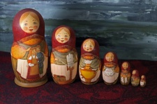 Sette bambole nidificanti matrioska