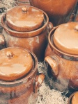 Pots de fermentation bruns
