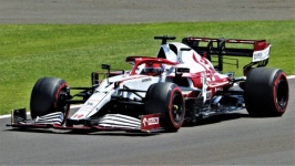 基米莱科宁阿尔法罗密欧 F1 2021
