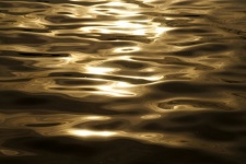 Waves water reflection light