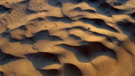 夕阳下的沙子