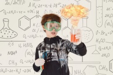 Chłopiec, chemik, chemia, lekcja